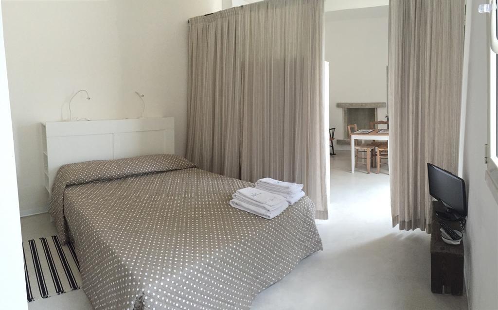 Tenuta Sant'Andrea Giuggianello Pokoj fotografie