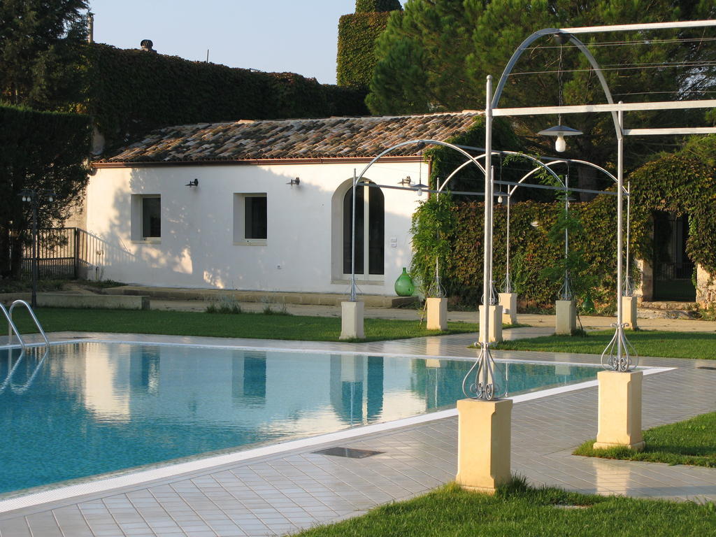 Tenuta Sant'Andrea Giuggianello Exteriér fotografie